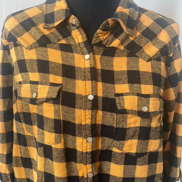 Forever 21 Gold & Black Plaid Shirt - Picture 6 of 7